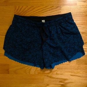 Lululemon runner shorts